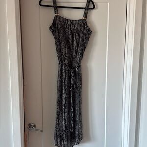 White House black market classy midi dress